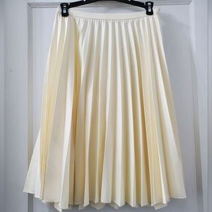 Ivory Pleated Midi Length Skirt (Size Small)